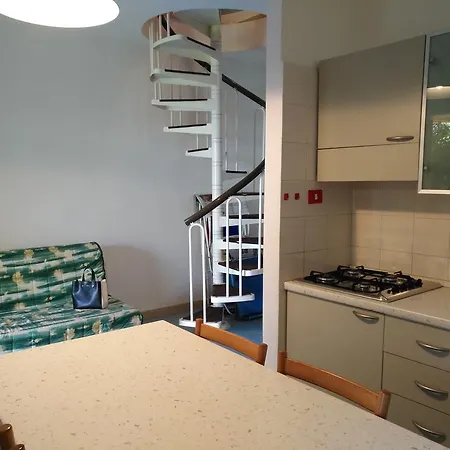 Venice Apartment Mandatoriccio Marina